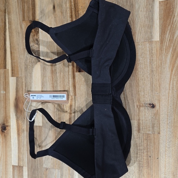 SKIMS Kim Kardashian Women's 32B Fits Everybody Scoop Plunge Bra New w/ Tags! - Picture 3 of 4